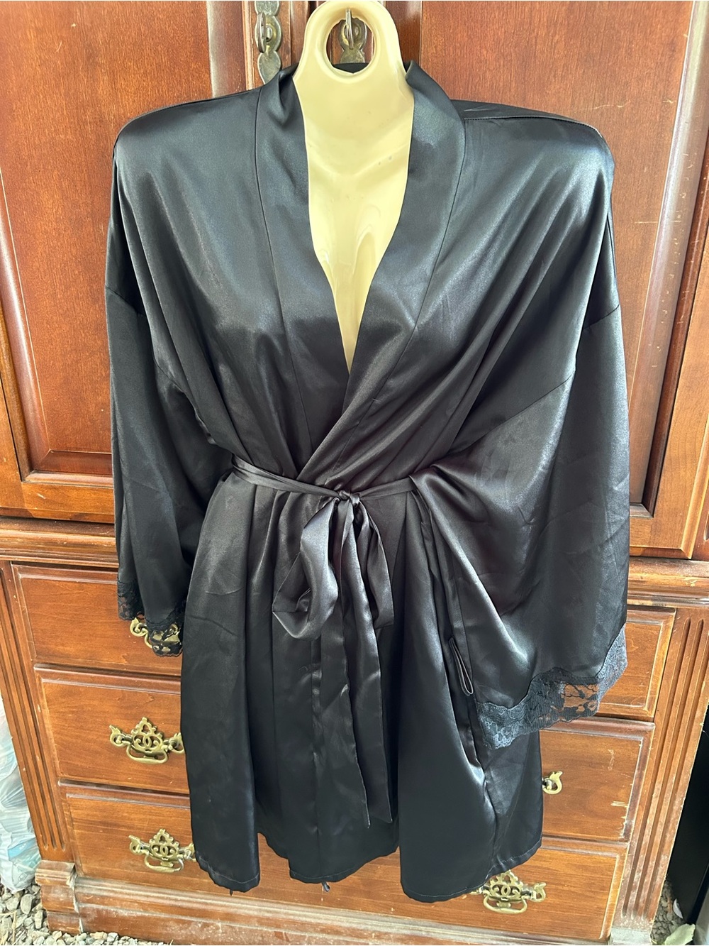 torrid Black Satin Lace-Trim Robe